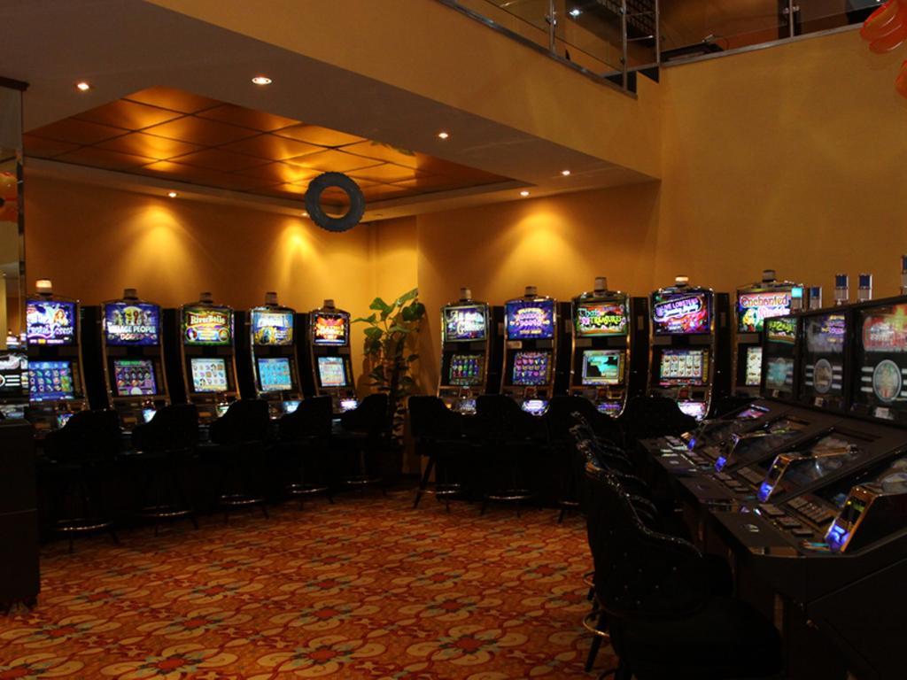 Aloha Sol Hotel And Casino Santiago De Los Caballeros Exteriör bild